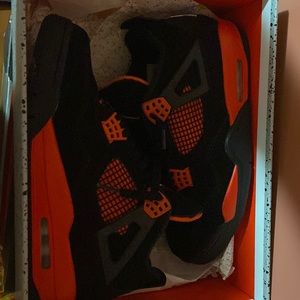Jordan Red thunder 4 Open to size 10 trades ( mainly what I’m looking for) LMK!!